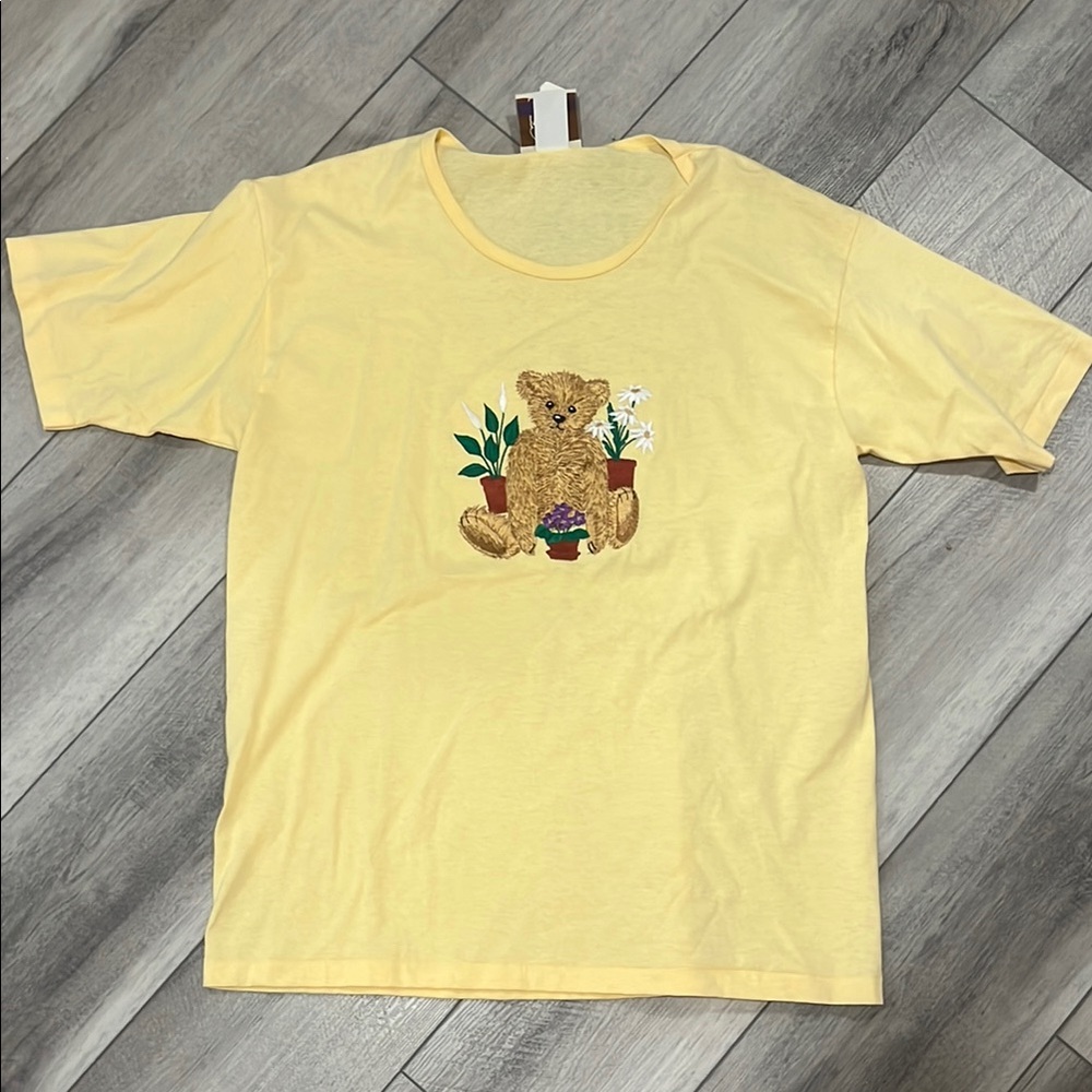 Yellow Bear Graphic T-Shirt
